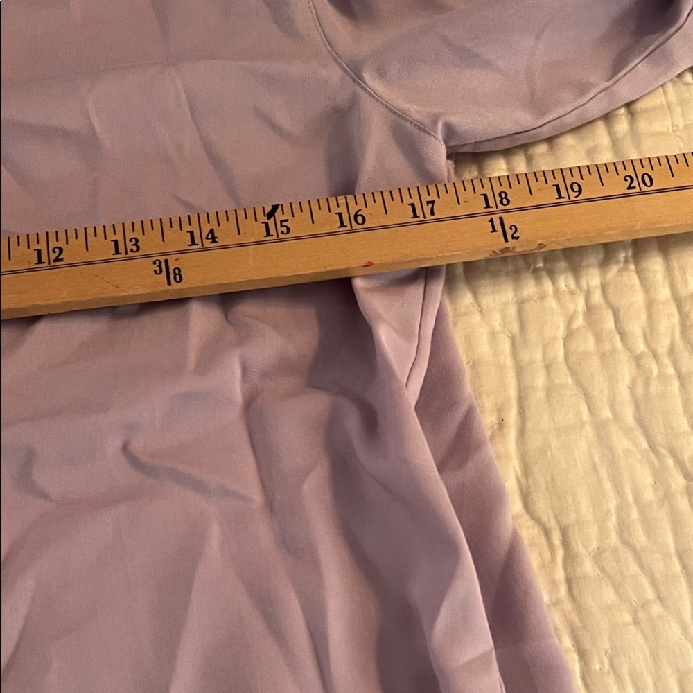 Uniqlo Women's Light Purple Button-Down Shirt - Picture 5 of 6